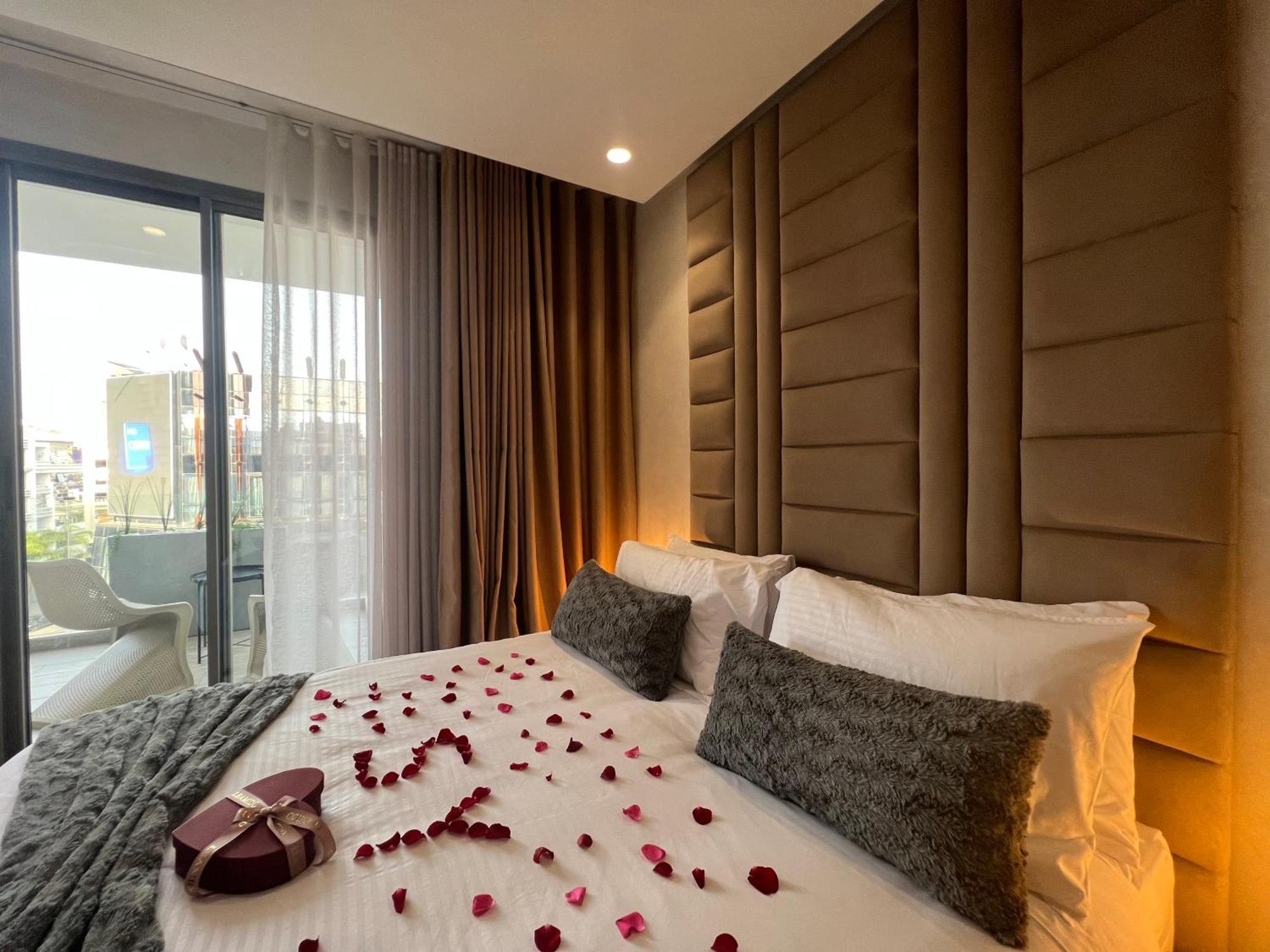 Zen Suites Hotel Massira Casablanca Exterior foto