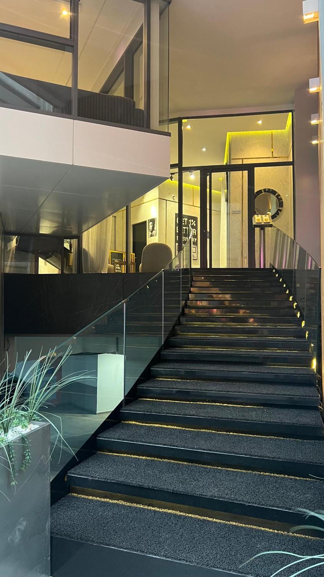 Zen Suites Hotel Massira Casablanca Exterior foto